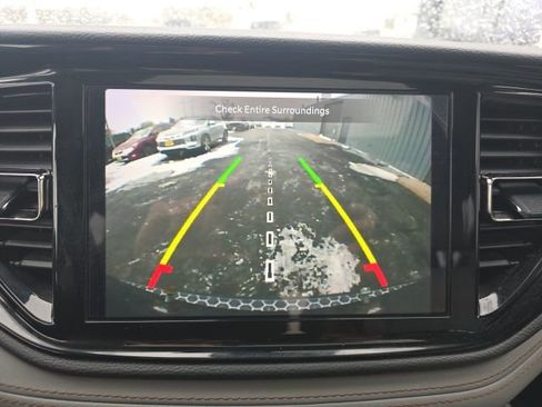 Used 2021 Dodge Durango R/T w/ Technology Group image 15