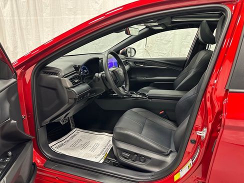 Used 2025 Toyota Camry XSE image 10