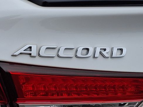 Used 2021 Honda Accord Sport image 30