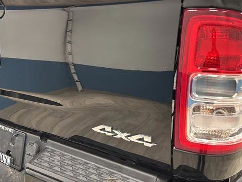 Used 2022 RAM 2500 Big Horn w/ Level A Equipment Group AWD/4WD image 32