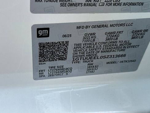 Certified 2025 GMC Sierra 1500 AT4 image 28