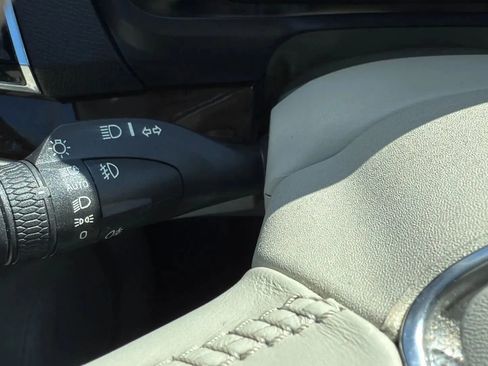 Used 2016 Volvo XC90 T6 Momentum w/ Momentum Plus Package image 14