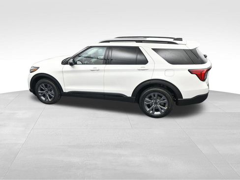 New 2026 Ford Explorer Active image 47