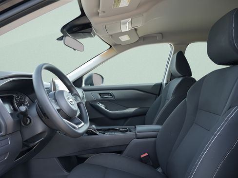 Used 2024 Nissan Rogue S AWD/4WD image 22