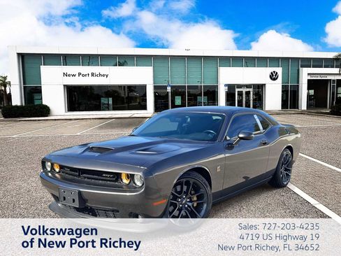 Used 2021 Dodge Challenger R/T Scat Pack image 1