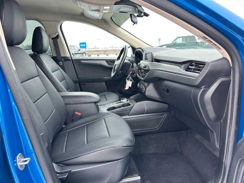 Used 2020 Ford Escape S image 10
