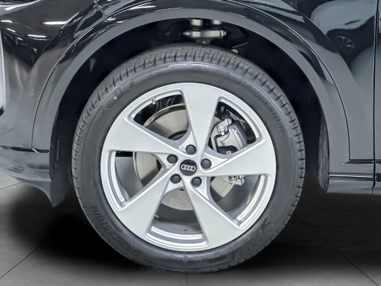 New 2026 Audi Q5 Premium AWD/4WD image 25