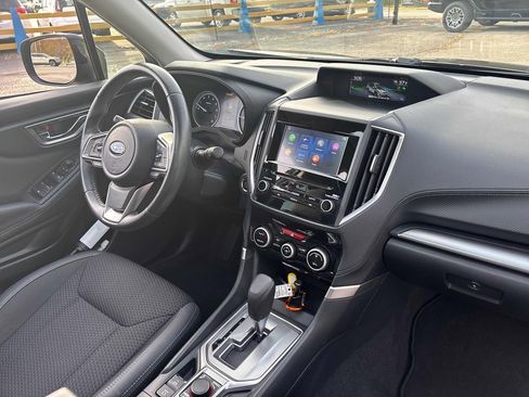 Used 2023 Subaru Forester Premium image 51