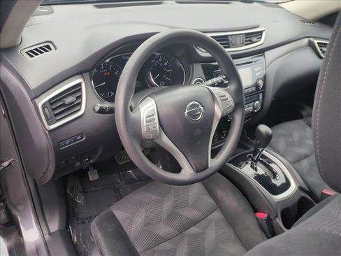 Used 2014 Nissan Rogue SV image 10