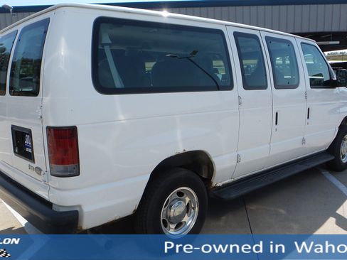 Used 2011 Ford E-350 and Econoline 350 XL image 5