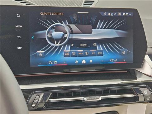 New 2026 BMW X1 xDrive28i w/ Technology Package AWD/4WD image 12