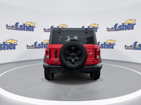 Used 2022 Ford Bronco Black Diamond image 7