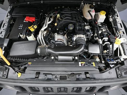 Used 2022 Jeep Gladiator Mojave w/ Auxiliary Switch Group image 49