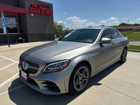 Used 2020 Mercedes-Benz C 300 4MATIC Sedan image 2