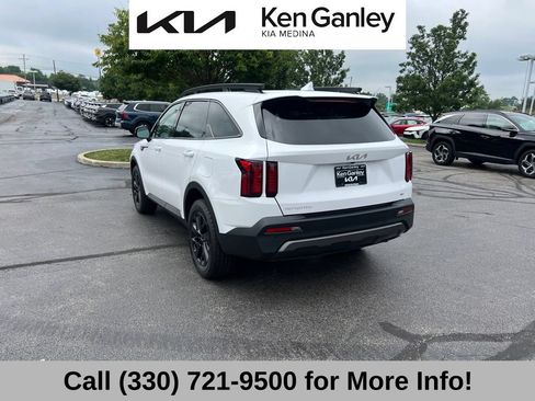 Certified 2023 Kia Sorento S w/ Panoramic Sunroof Package AWD/4WD image 8