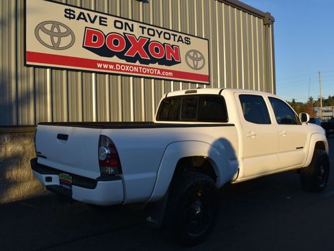 Used 2011 Toyota Tacoma 4x4 Double Cab image 5