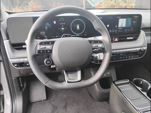 New 2025 Hyundai Ioniq 5 SEL image 23