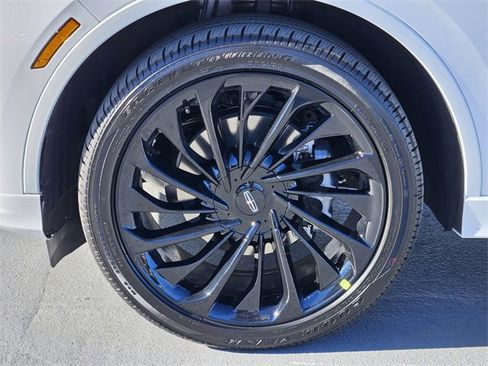 New 2026 Lincoln Aviator Reserve image 10