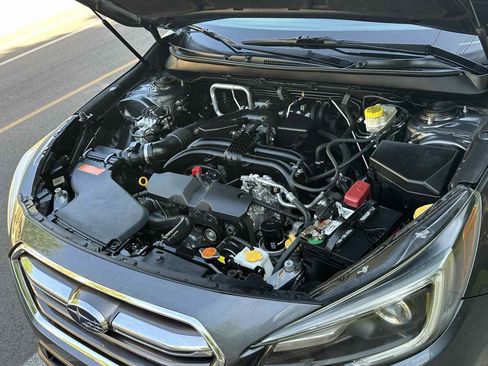 Used 2018 Subaru Outback 2.5i Limited AWD/4WD image 61