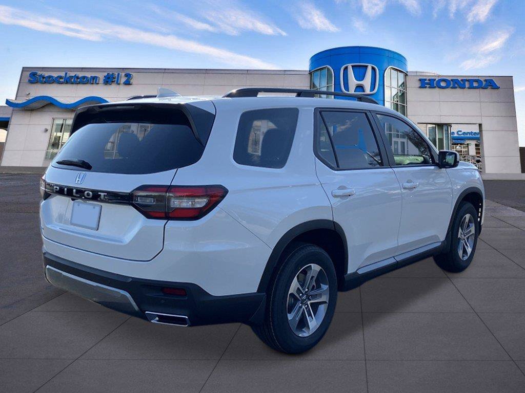New 2026 Honda Pilot EX-L image 5