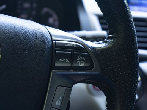Used 2014 Honda Odyssey Touring image 22