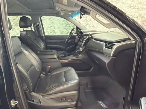 Used 2019 Chevrolet Tahoe LT w/ Luxury Package AWD/4WD image 11