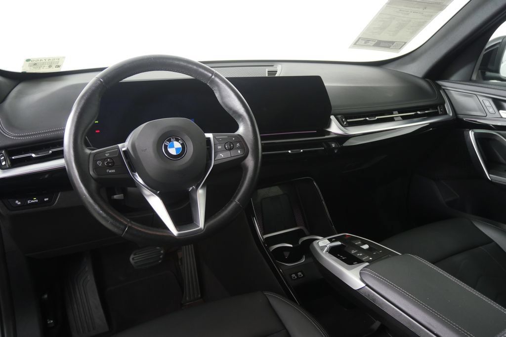 Certified 2025 BMW X1 xDrive28i AWD/4WD image 17