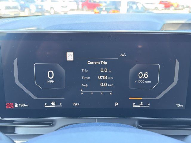 New 2027 Kia Carnival SX w/ Dark Edition Package FWD image 11