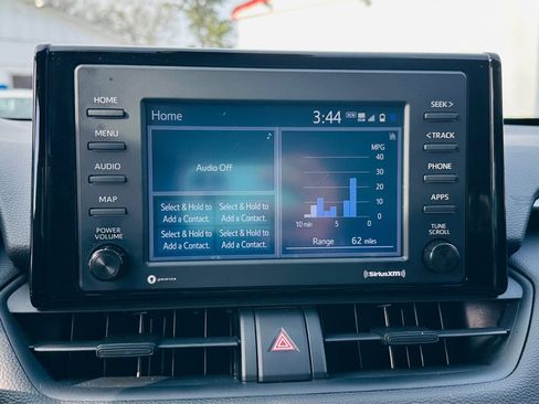 Used 2021 Toyota RAV4 LE image 15