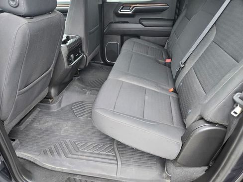 Used 2022 Chevrolet Silverado 1500 LT Trail Boss AWD/4WD image 12