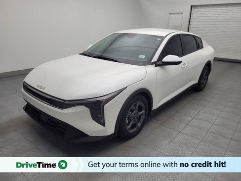 Used 2025 Kia K4 FWD image 1