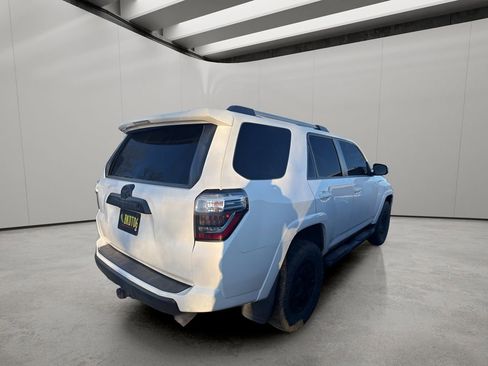 Used 2016 Toyota 4Runner Trail Premium image 7