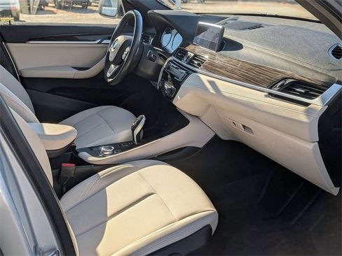 Used 2021 BMW X1 xDrive28i w/ Premium Package image 38