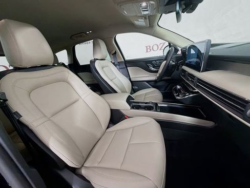 New 2026 Lincoln Corsair Premiere FWD image 28