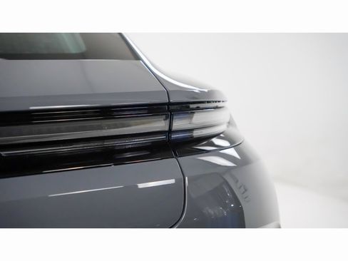 New 2026 Porsche Panamera 4 image 12