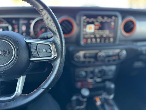 Used 2022 Jeep Gladiator Mojave w/ LED Lighting Group image 8