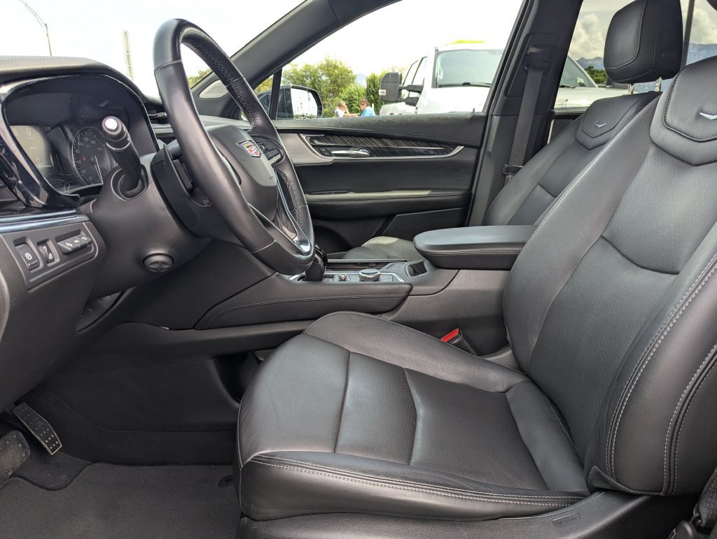 Used 2021 Cadillac XT6 Premium Luxury AWD/4WD image 26