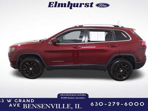 Used 2019 Jeep Cherokee Latitude Plus w/ Cold Weather Group image 2