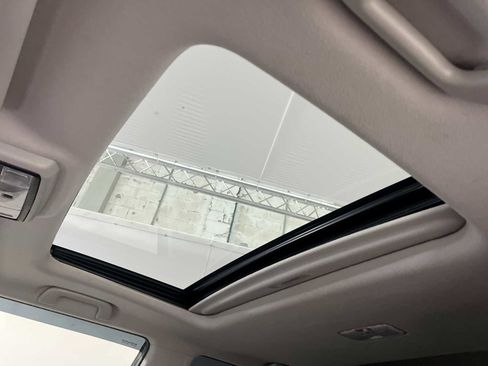 Used 2013 Toyota 4Runner Limited image 16