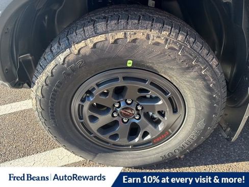 New 2026 Nissan Frontier PRO-4X w/ Pro-4x Convenience Package image 5