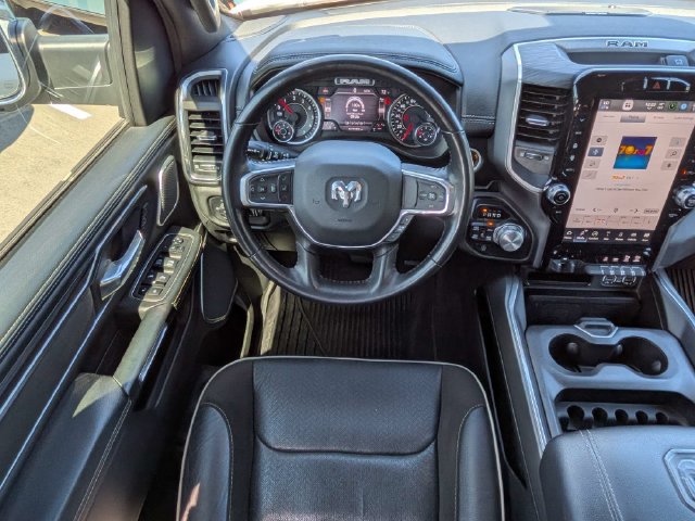 Used 2023 RAM 1500 Laramie AWD/4WD image 18