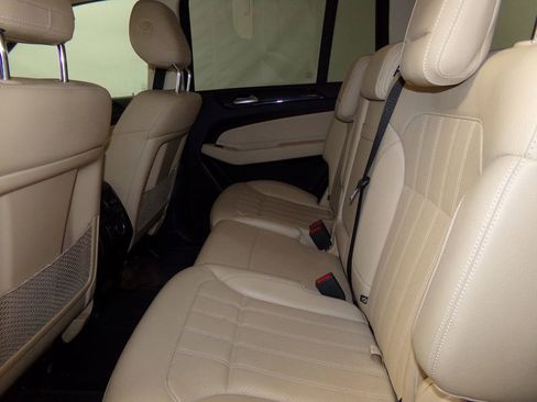 Used 2019 Mercedes-Benz GLS 450 4MATIC image 15