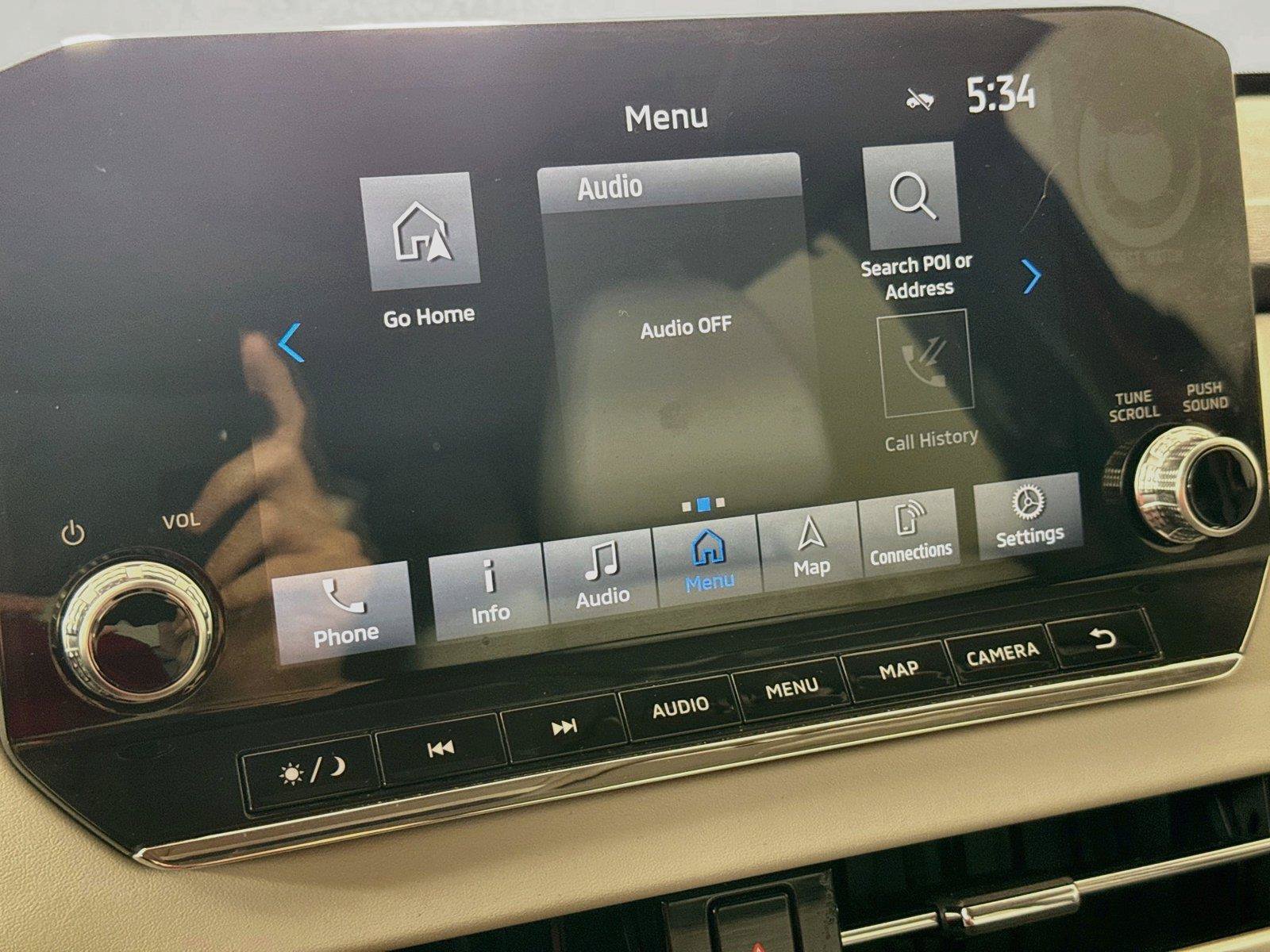 Used 2024 Mitsubishi Outlander 4WD Plug-In Hybrid image 16
