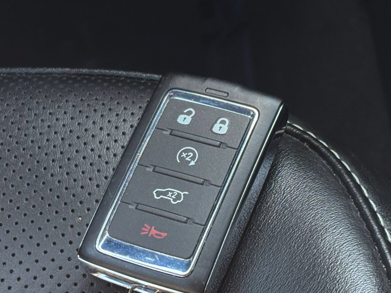 Used 2026 Jeep Grand Cherokee Limited AWD/4WD image 25