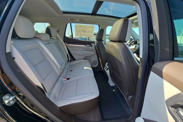 New 2026 GMC Terrain Denali w/ LPO, Black Badging Package AWD/4WD image 28