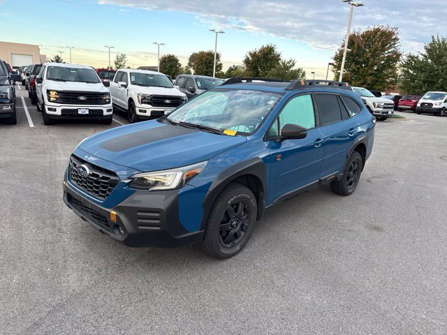 Used 2022 Subaru Outback Wilderness AWD/4WD image 3