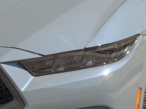 Used 2025 Ford Mustang Premium RWD image 9