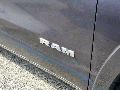 Used 2022 RAM 1500 Laramie w/ Laramie Southwest Edition image 6