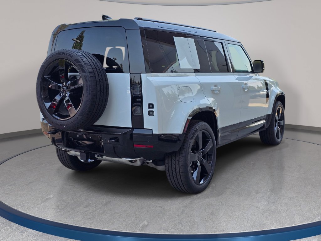 New 2026 Land Rover Defender 110 X-Dynamic SE AWD/4WD image 7