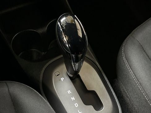 Used 2021 Chevrolet Spark LT image 28